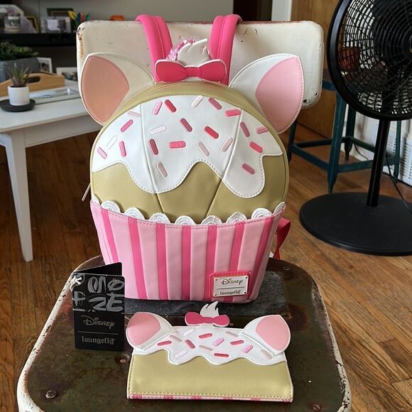Disney X Loungefly Marie of the Aristocats Cupcake Backpack & Wallet Set - Picture 2 of 16